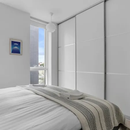 Apartment Stylish & Modern 2br Downtown *